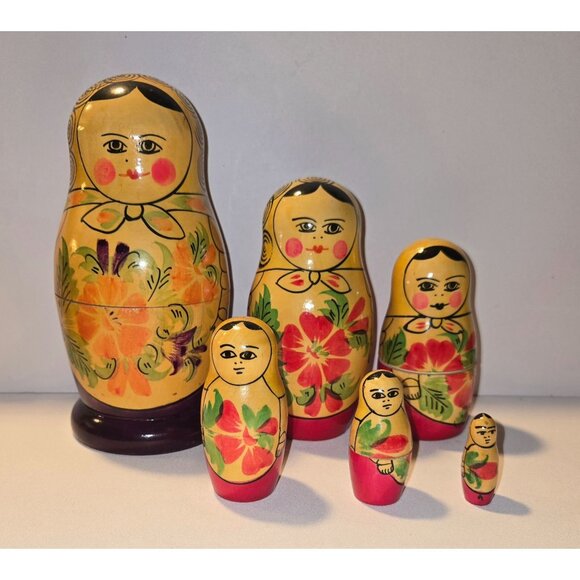 Hand-Painted Russian Nesting Dolls Set Of 6 Floral Design Wooden Dolls, Matryosk - Picture 1 of 5